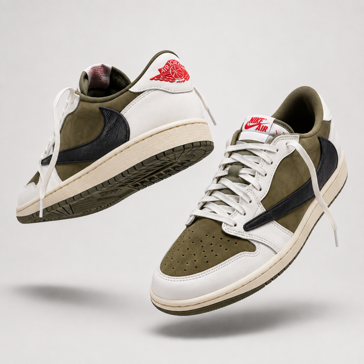 DUNK TRAVIS SCOTT