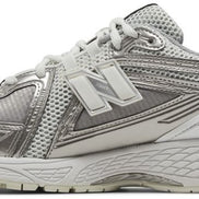 New Balance 1906R Silver