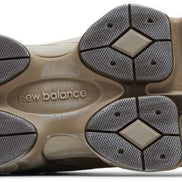 New Balance 9060 Mushroom