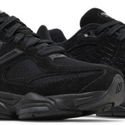 New Balance 9060 Triple Black