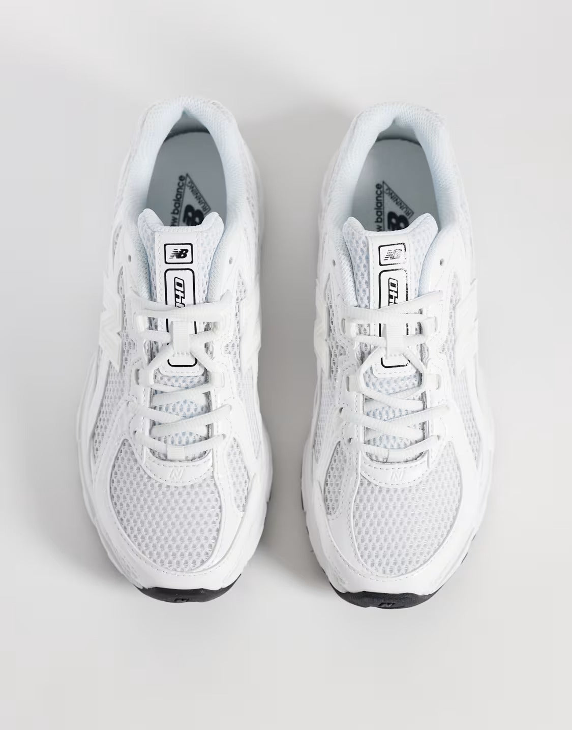 New Balance 740 White